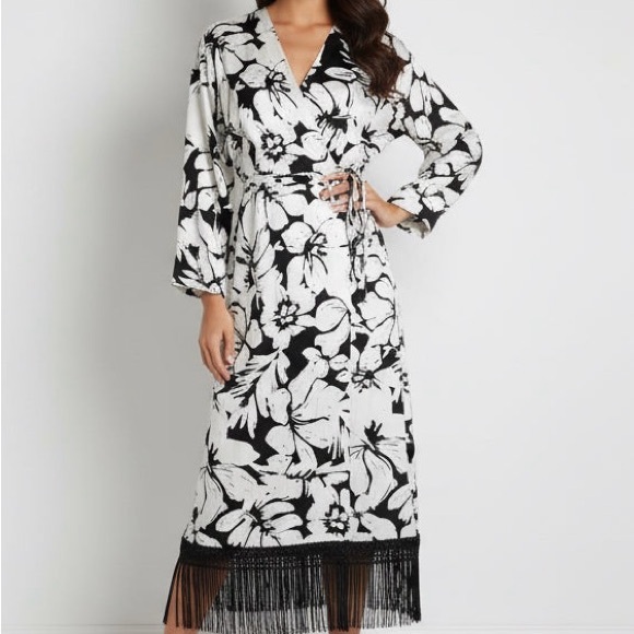 Fate Black and White Floral Robe with Fringe